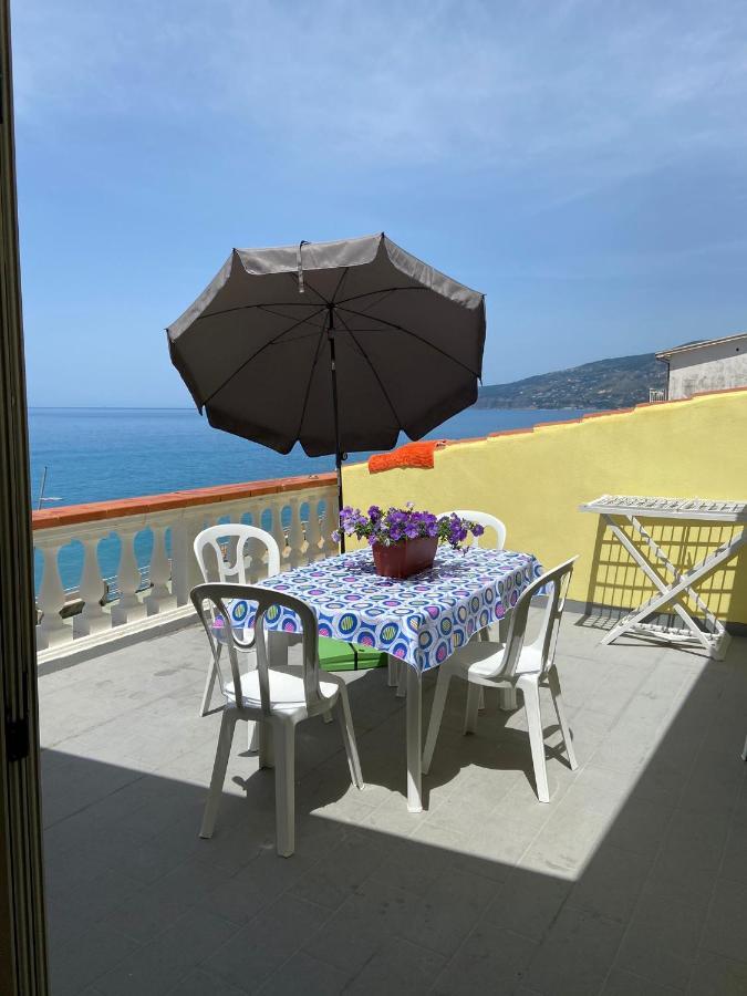 דירות Marina di Belvedere A Picco Sul Mare מראה חיצוני תמונה